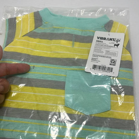 Vibrant Dogs T-Shirt NEW * Fabric defects * - Picture 4 of 12